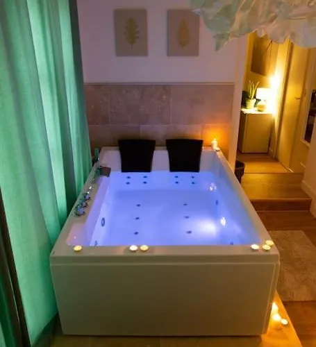 Lovely&cosy - Balnéo Au Coeur Des Canaux Appartement Pont-Audemer