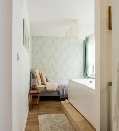 Lovely&cosy - Balnéo Au Coeur Des Canaux Appartement *